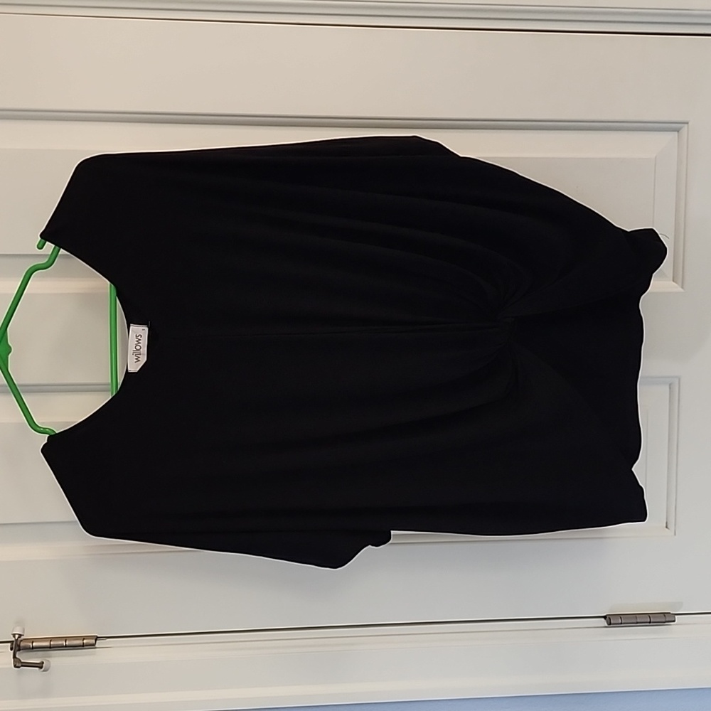 Womens Black drop sleeve t-shirt
